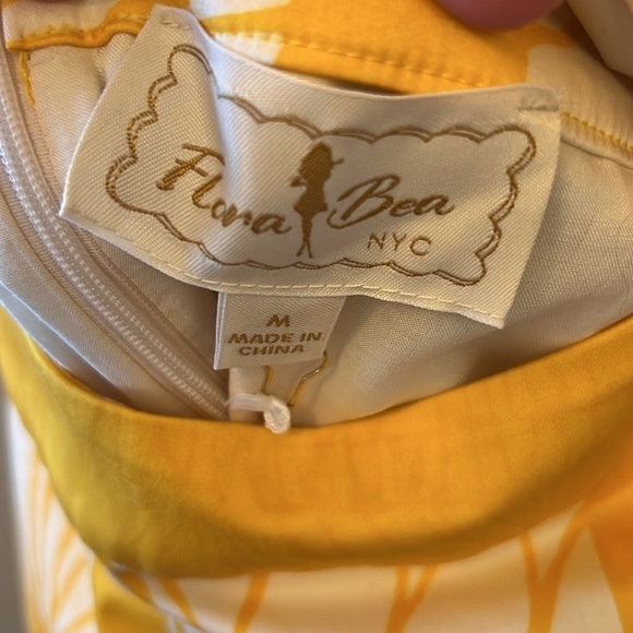 NWT Flora Bea Two-Piece Set-Size M - Picture 6 of 8